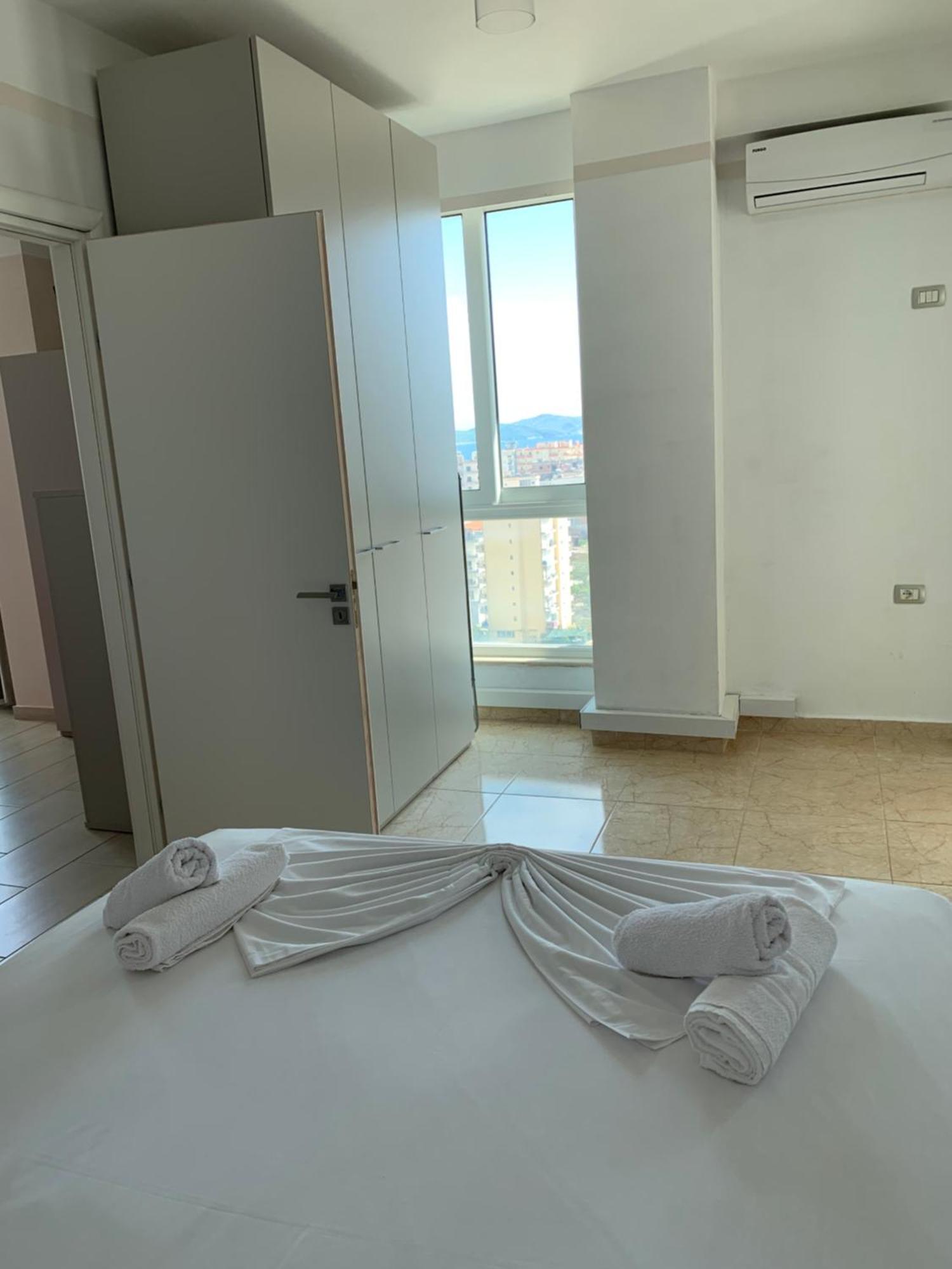 Guest - Sea Breeze Apartments Σαράντα Εξωτερικό φωτογραφία