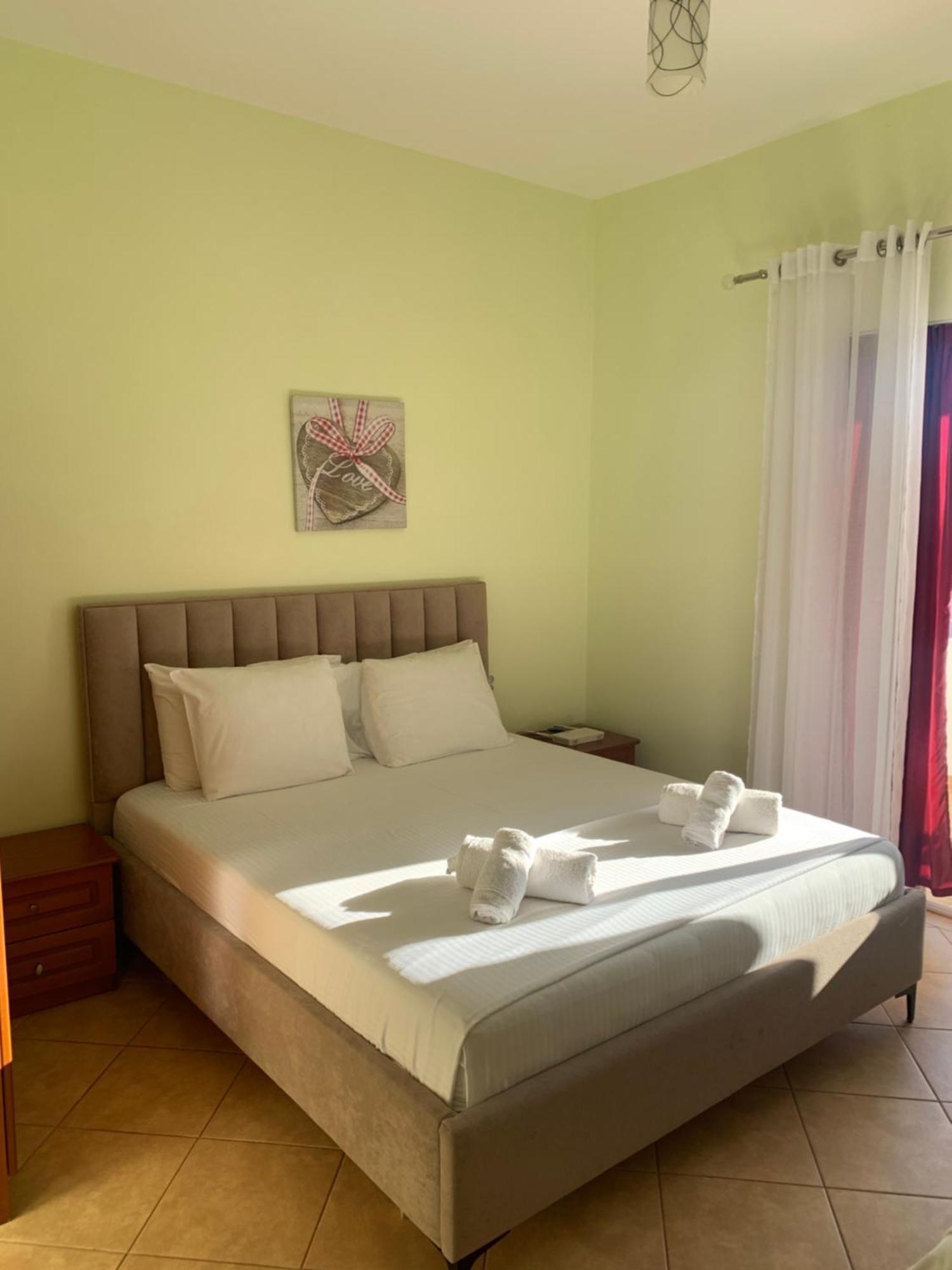 Guest - Sea Breeze Apartments Σαράντα Εξωτερικό φωτογραφία